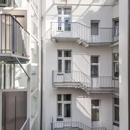 Old Town Aptartments - B23 Apartment *
